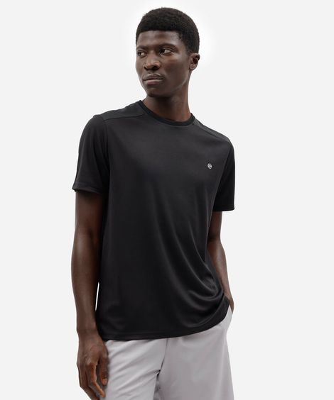 camiseta masculina esportiva com recorte preta