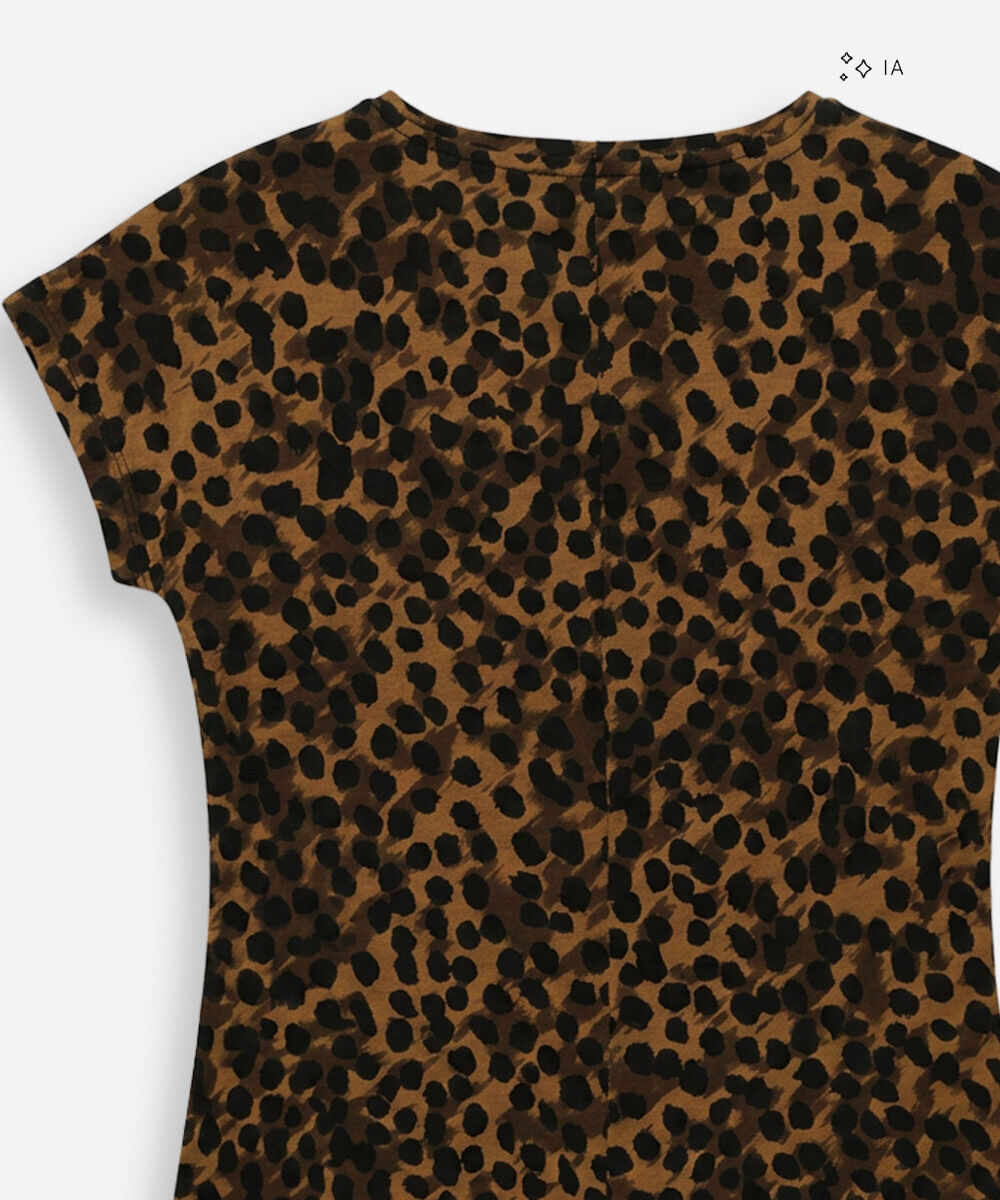 blusa feminina de viscose manga curta animal print marrom