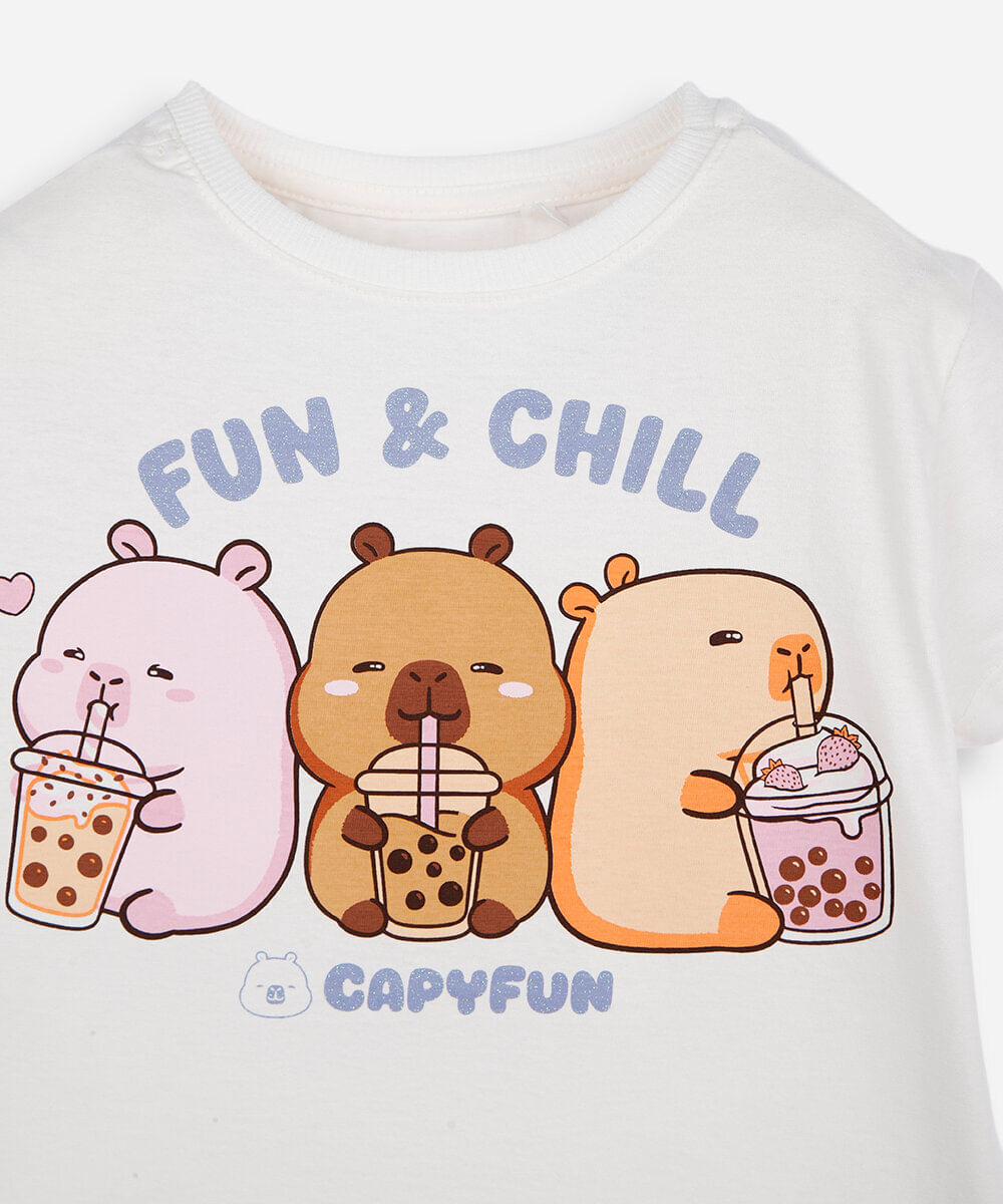 camiseta infantil de algodão manga curta capivara off white