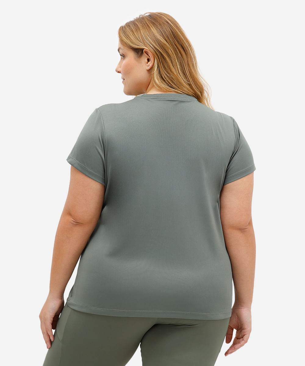 camiseta com listras plus size esportiva verde