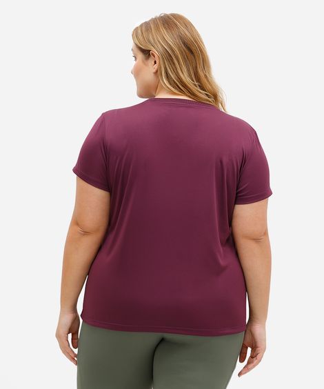 camiseta com listras plus size esportiva vinho