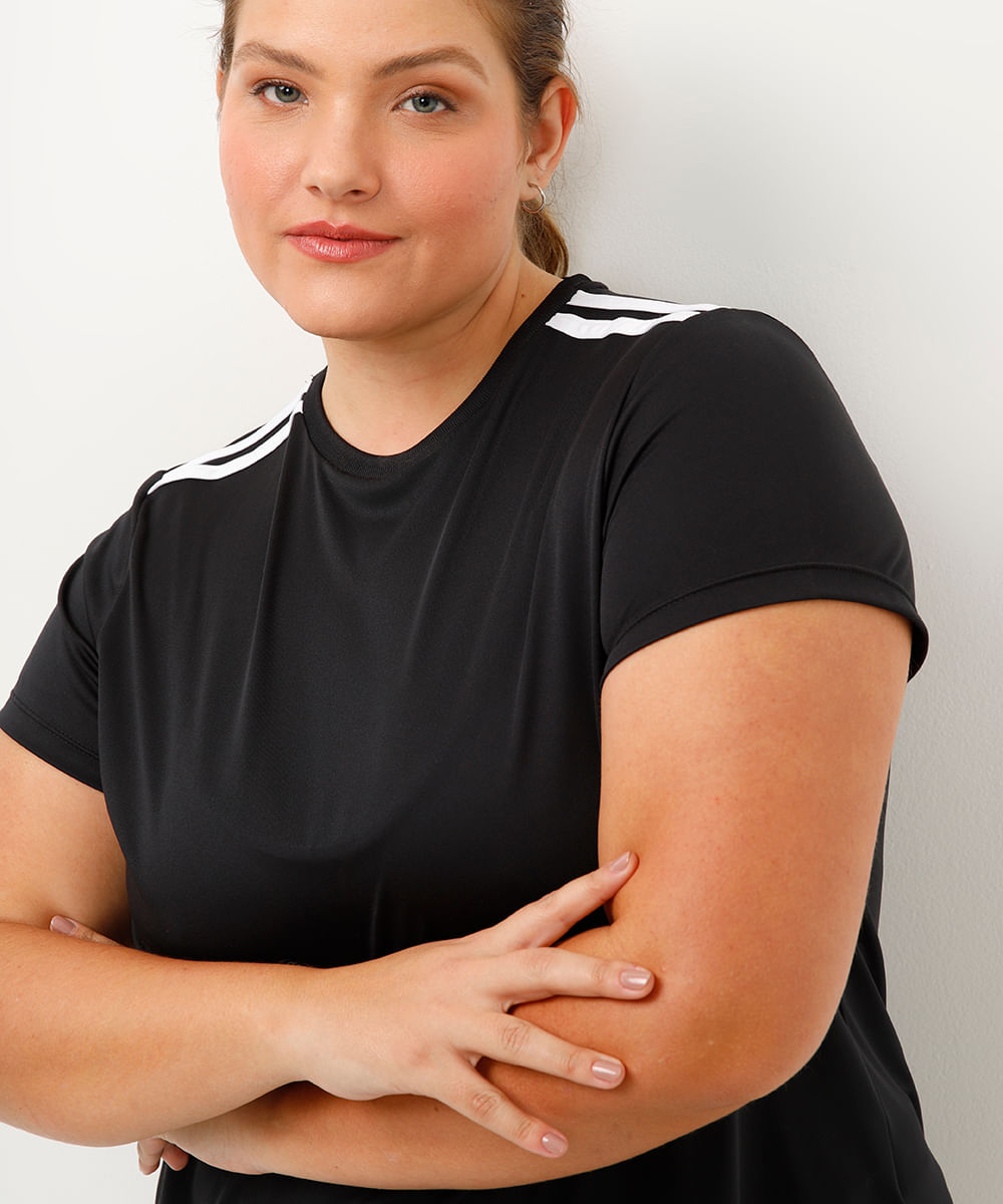 camiseta com listras plus size esportiva preto
