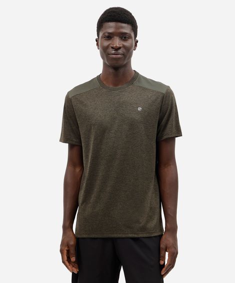 camiseta masculina esportiva com recorte verde