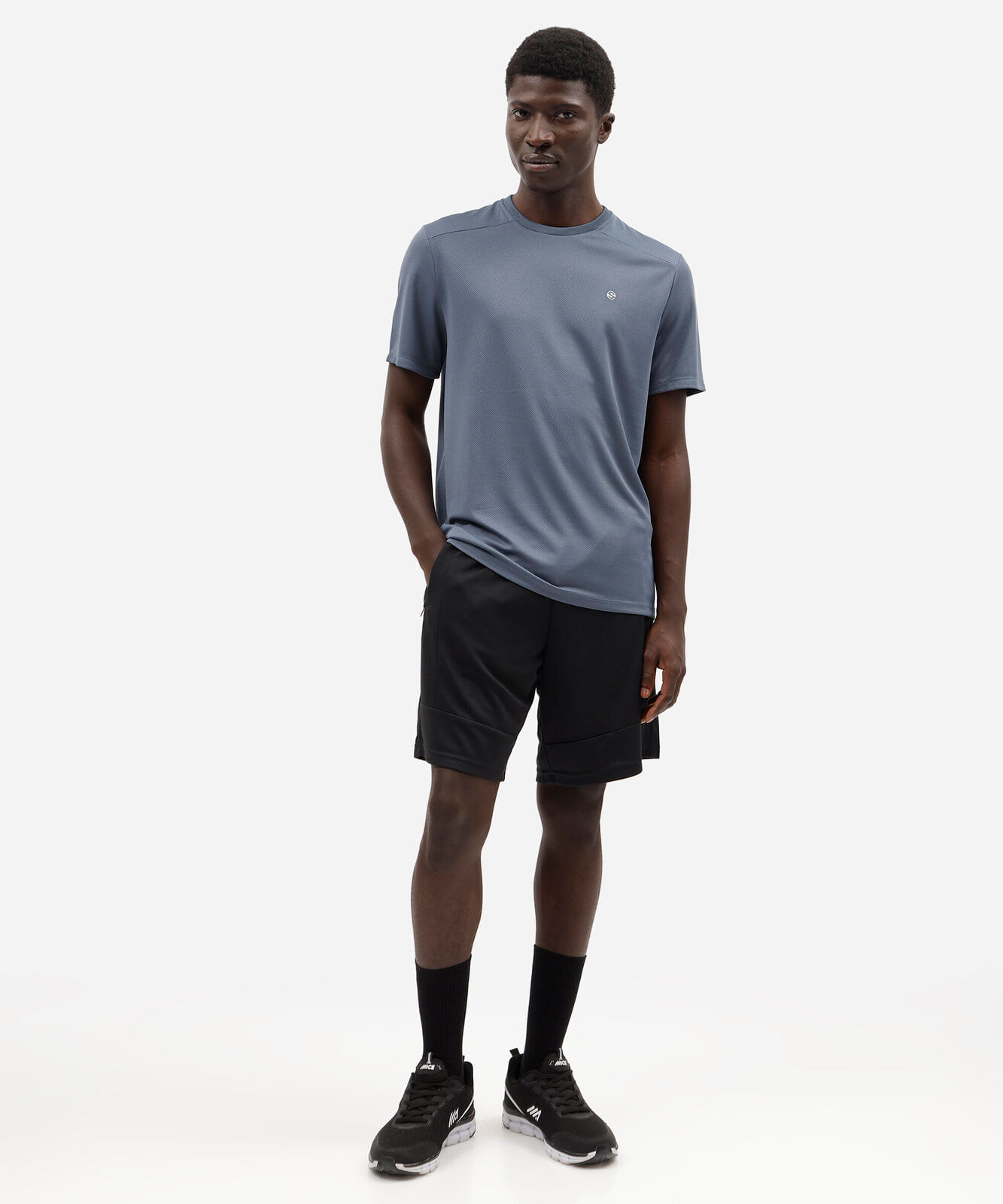 camiseta masculina esportiva com recorte azul