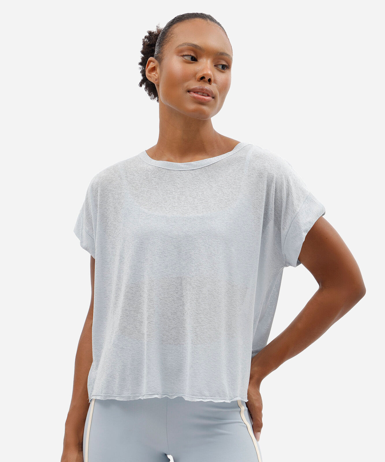 blusa feminina esportiva com recorte azul