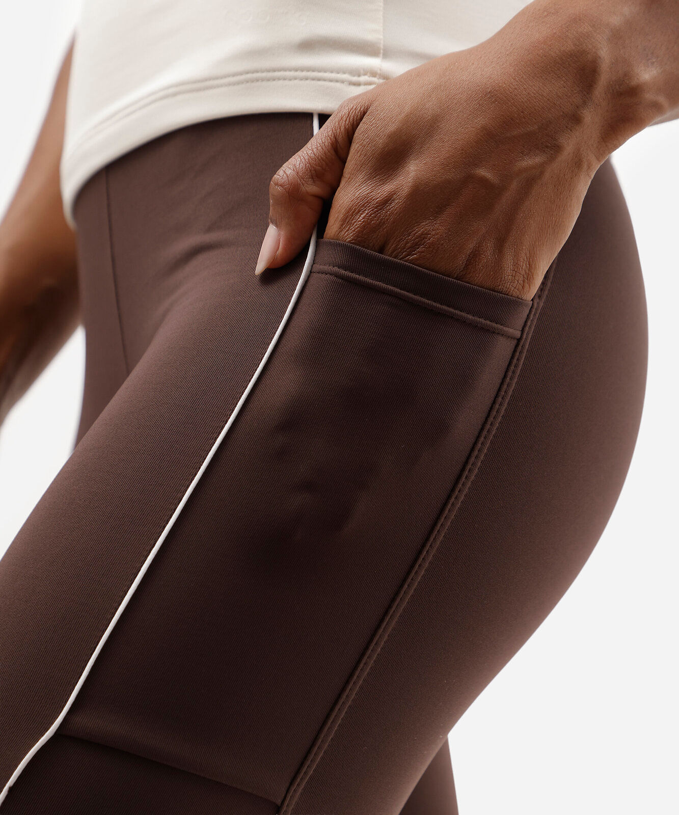 calça legging com bolsos esportiva marrom