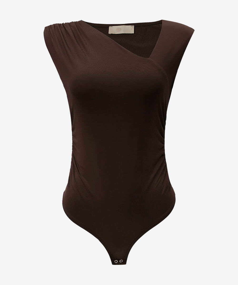 body feminino de poliamida decote assimétrico franzido marrom