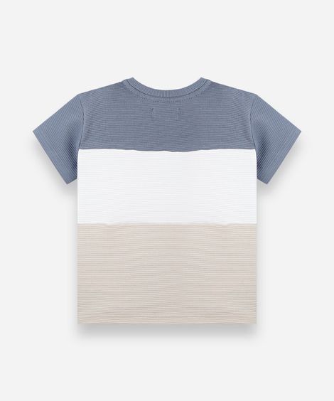 camiseta infantil de algodão com recortes e bolso texturizada colorida