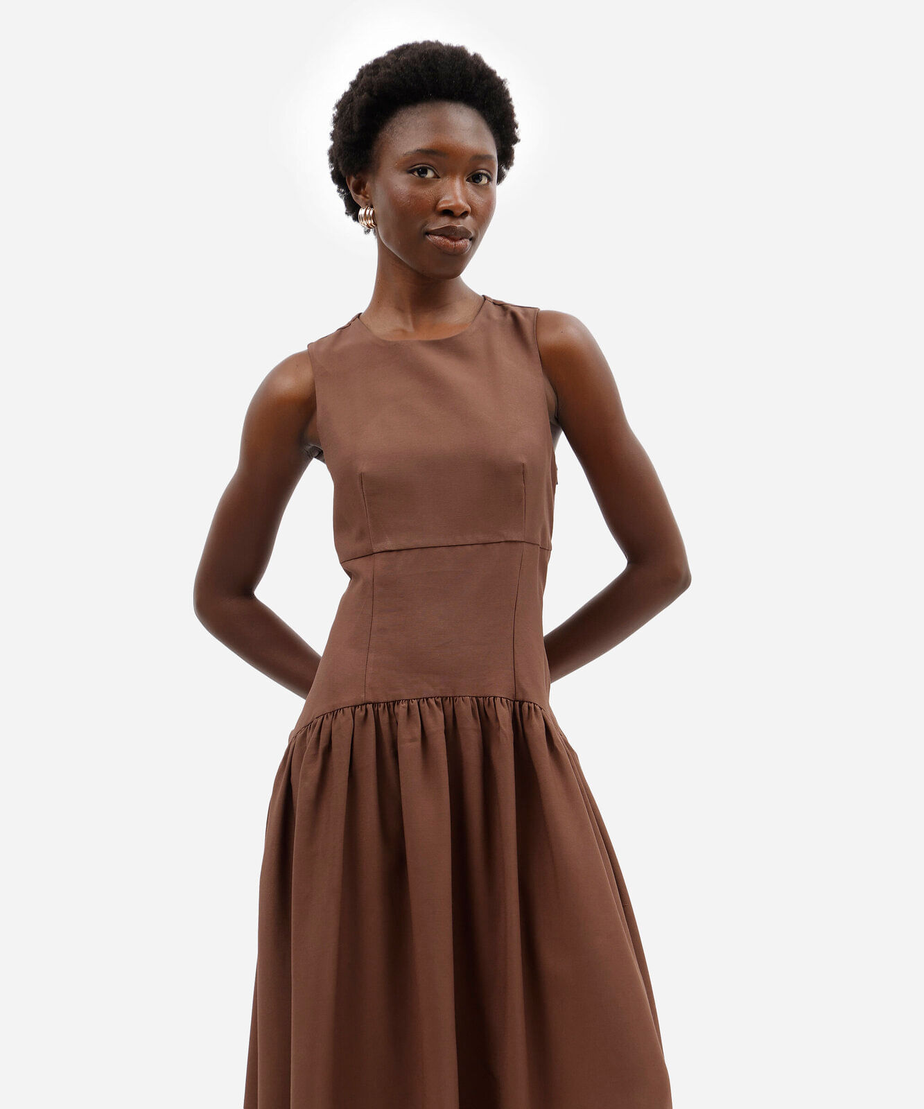 vestido midi feminino com viscose franzido marrom