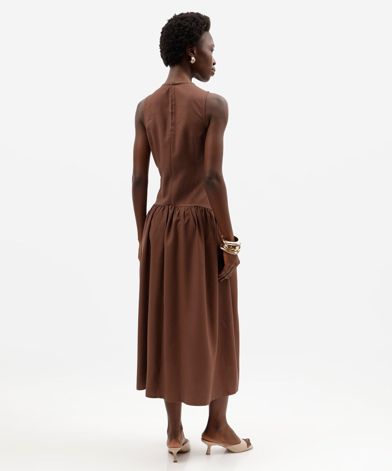 vestido midi feminino com viscose franzido marrom