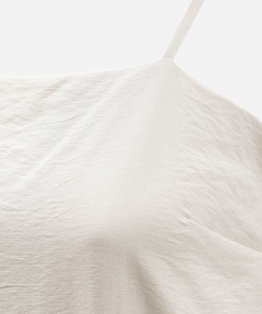 vestido midi feminino alça fina com recorte e bolsos texturizado plus size off white