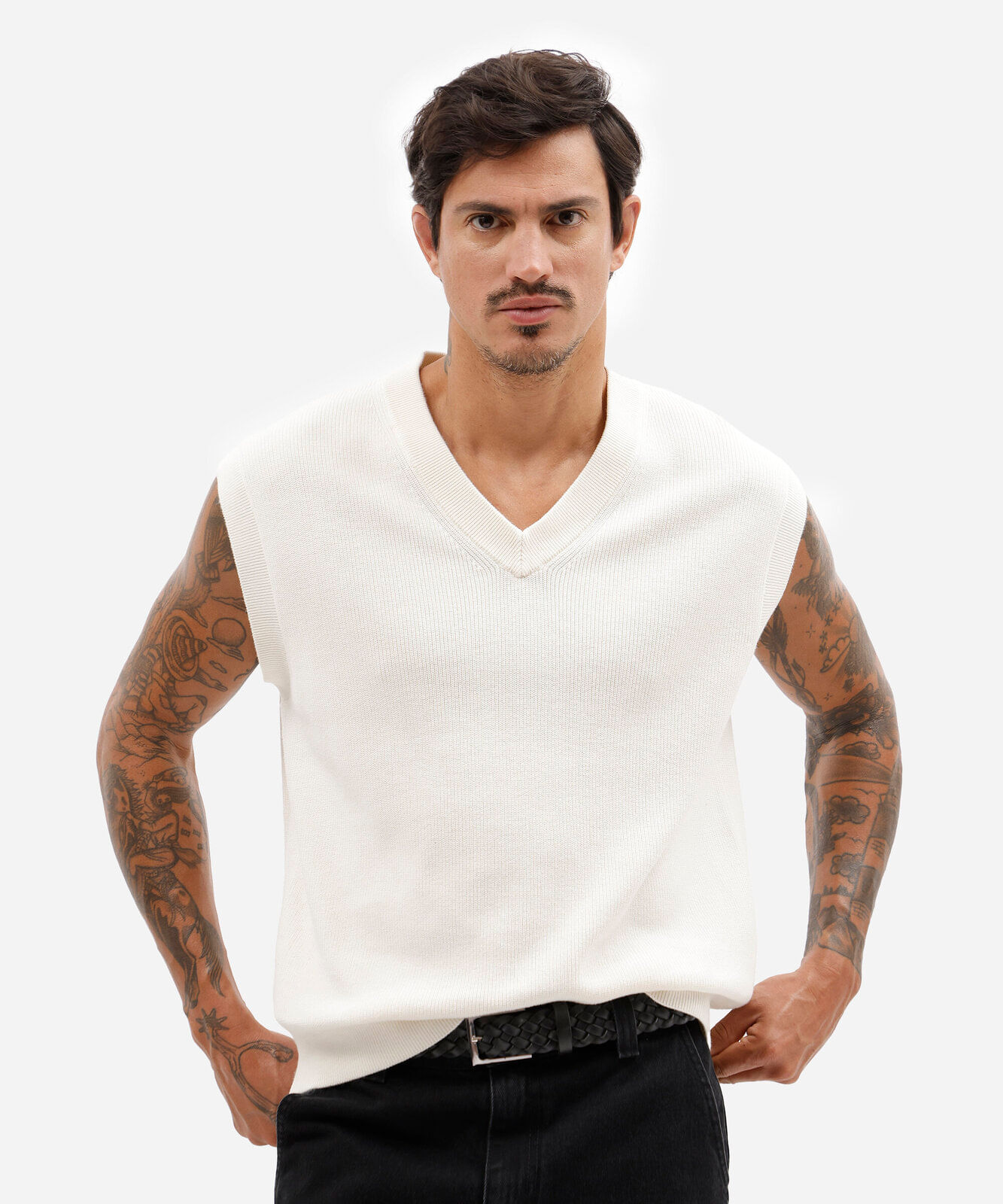 colete oversized masculino de tricot gola v off white