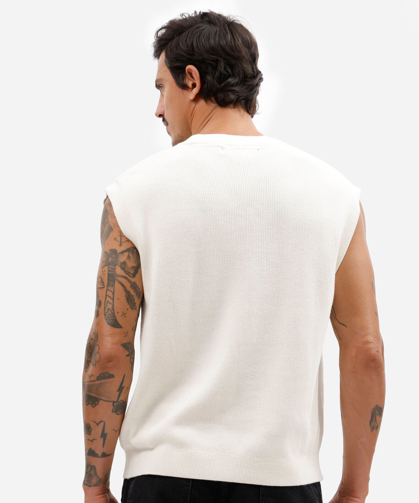 colete oversized masculino de tricot gola v off white