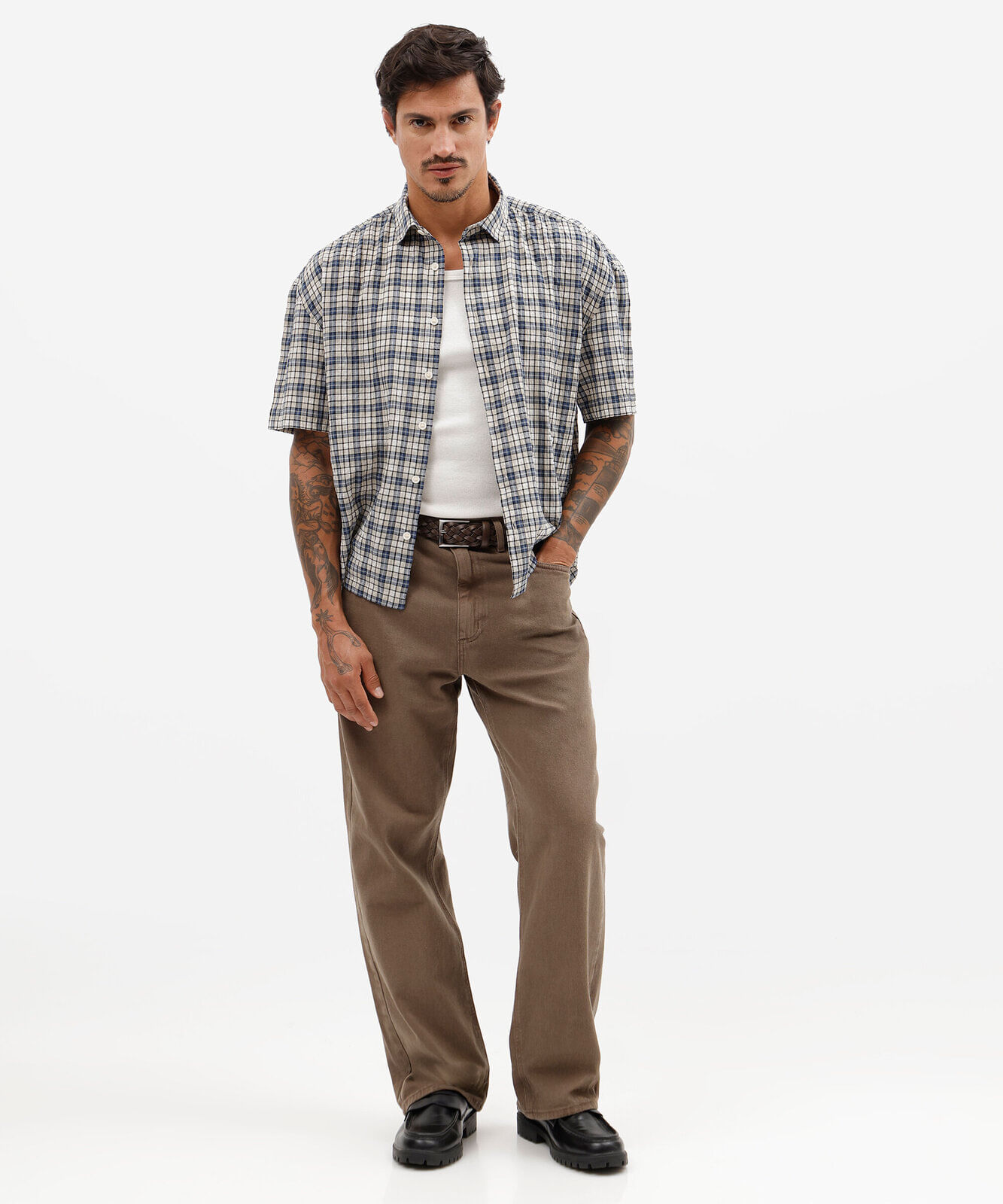 camisa box fit masculina de algodão manga curta texturizada xadrez off white