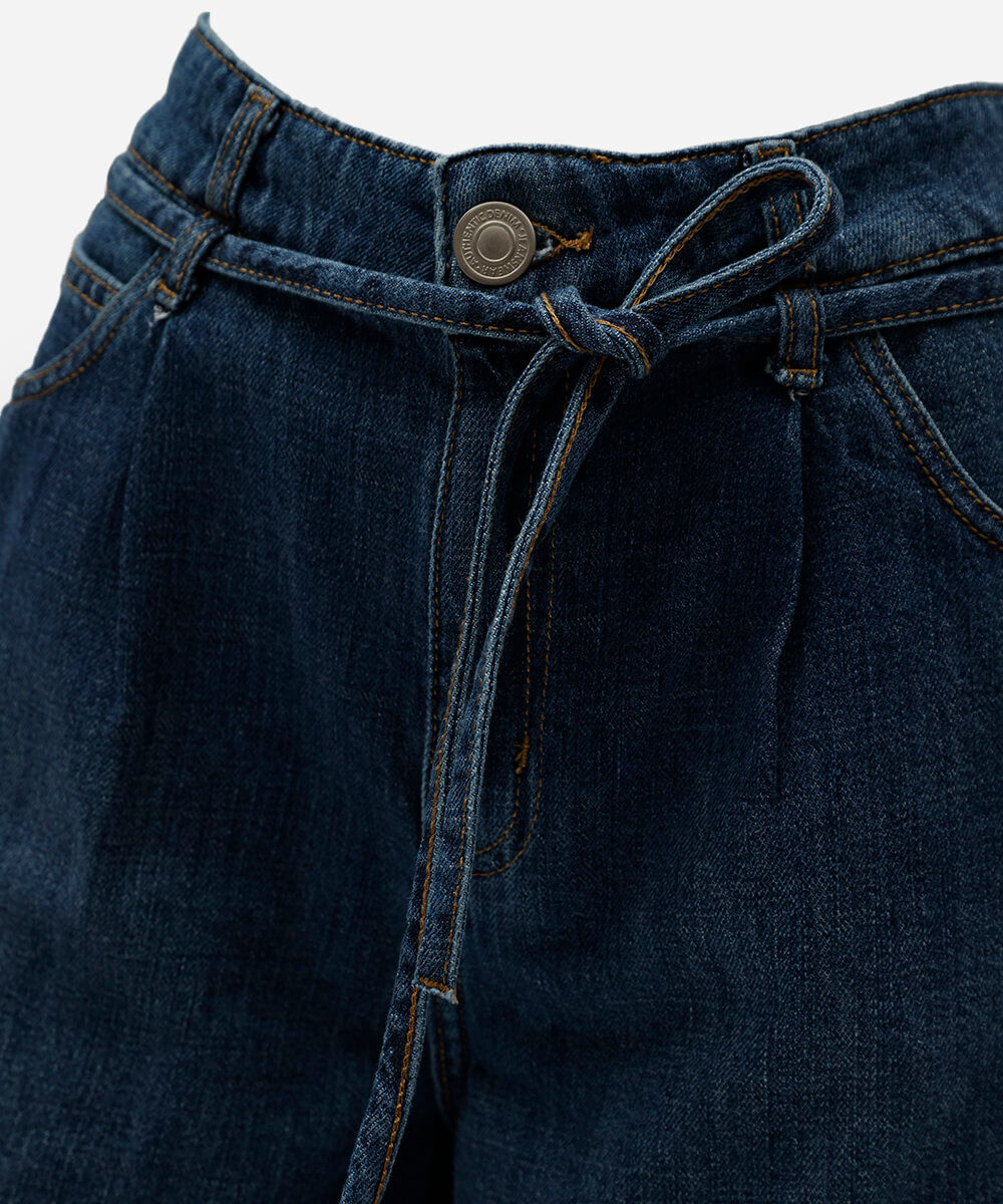 short feminino jeans cintura média com cordão azul