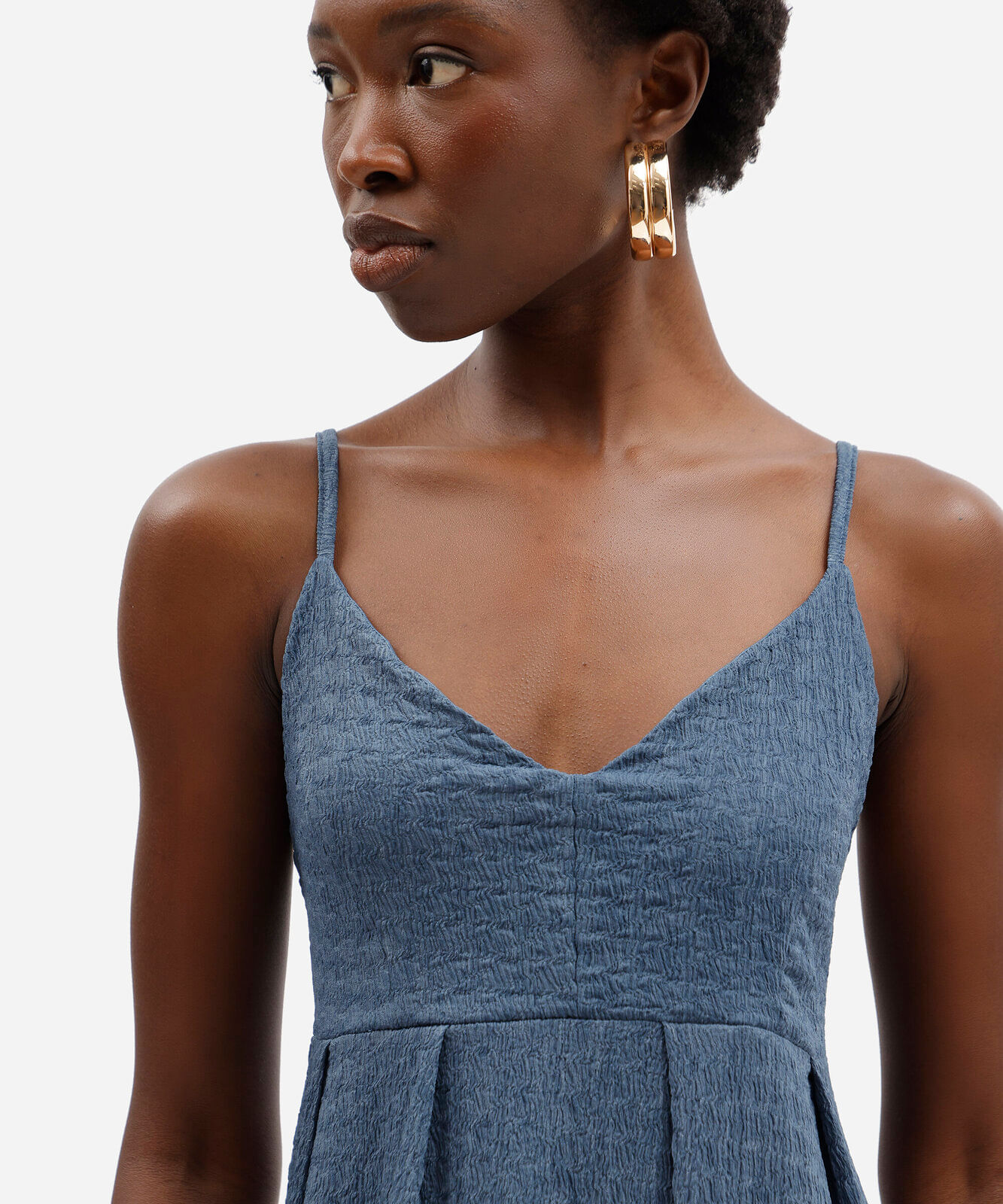 vestido longo feminino alça fina decote v texturizado azul