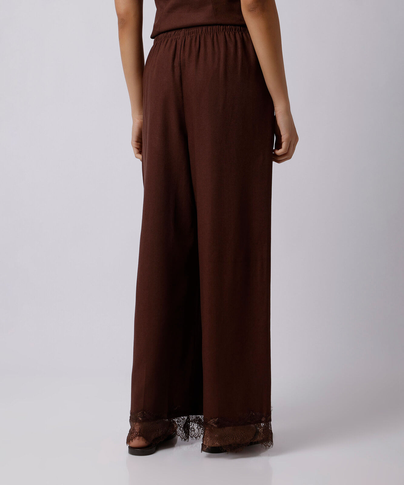 calça pantalona feminina com linho e renda mindset marrom