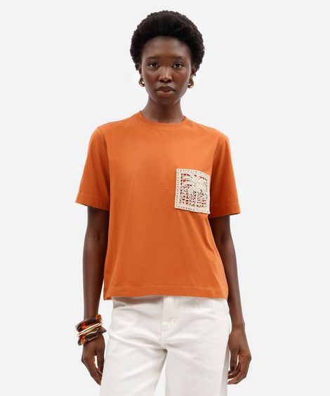 camiseta feminina de algodão manga curta com bordado laranja