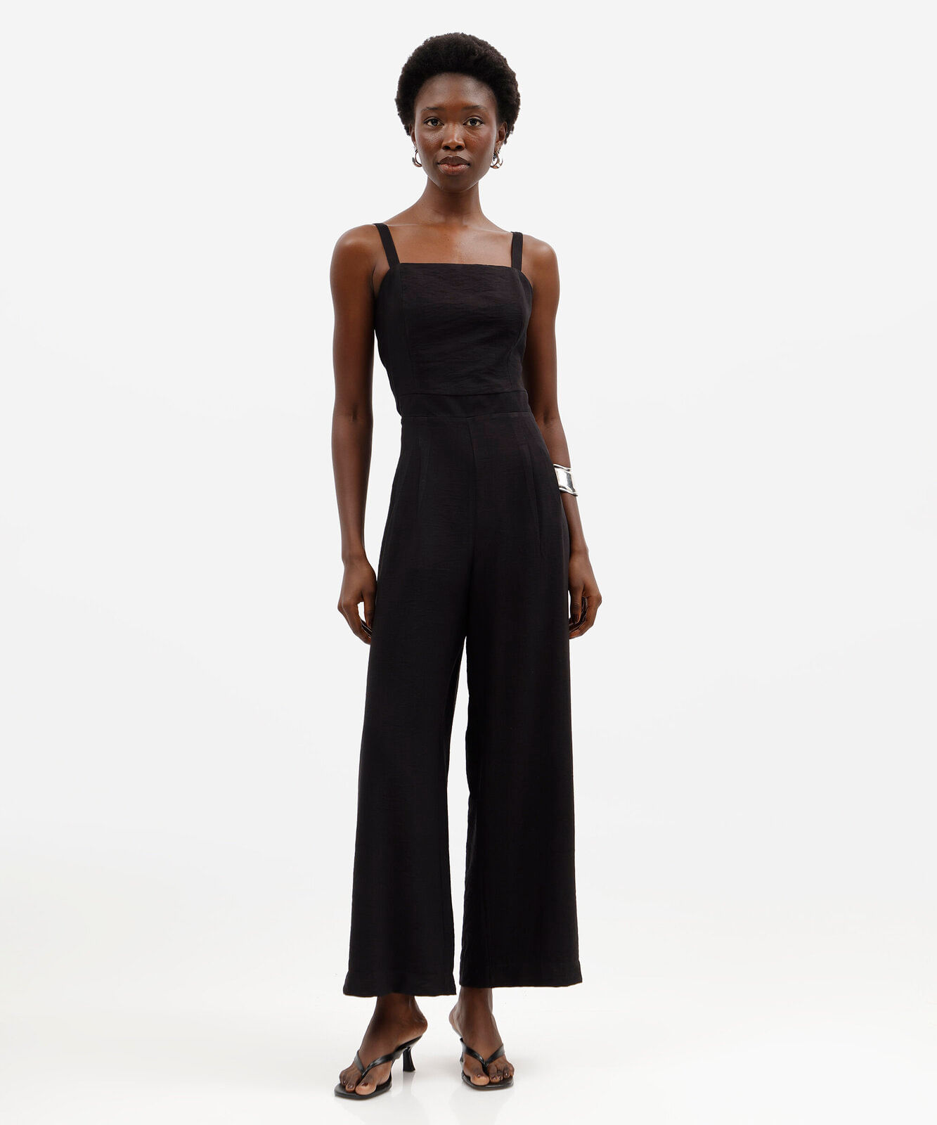 macacão feminino de viscose com recorte preto