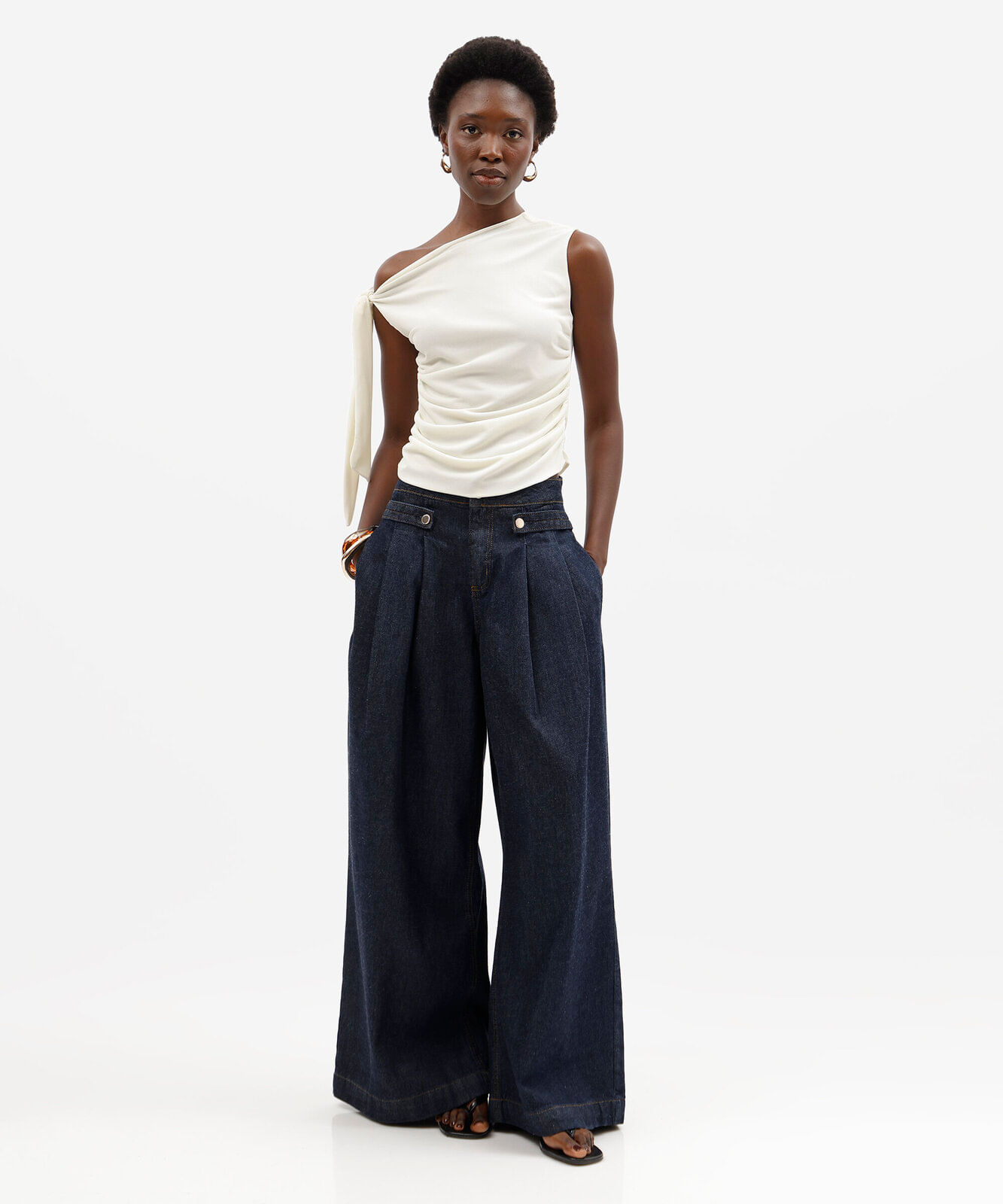 blusa feminina de tule franzida com amarração off white