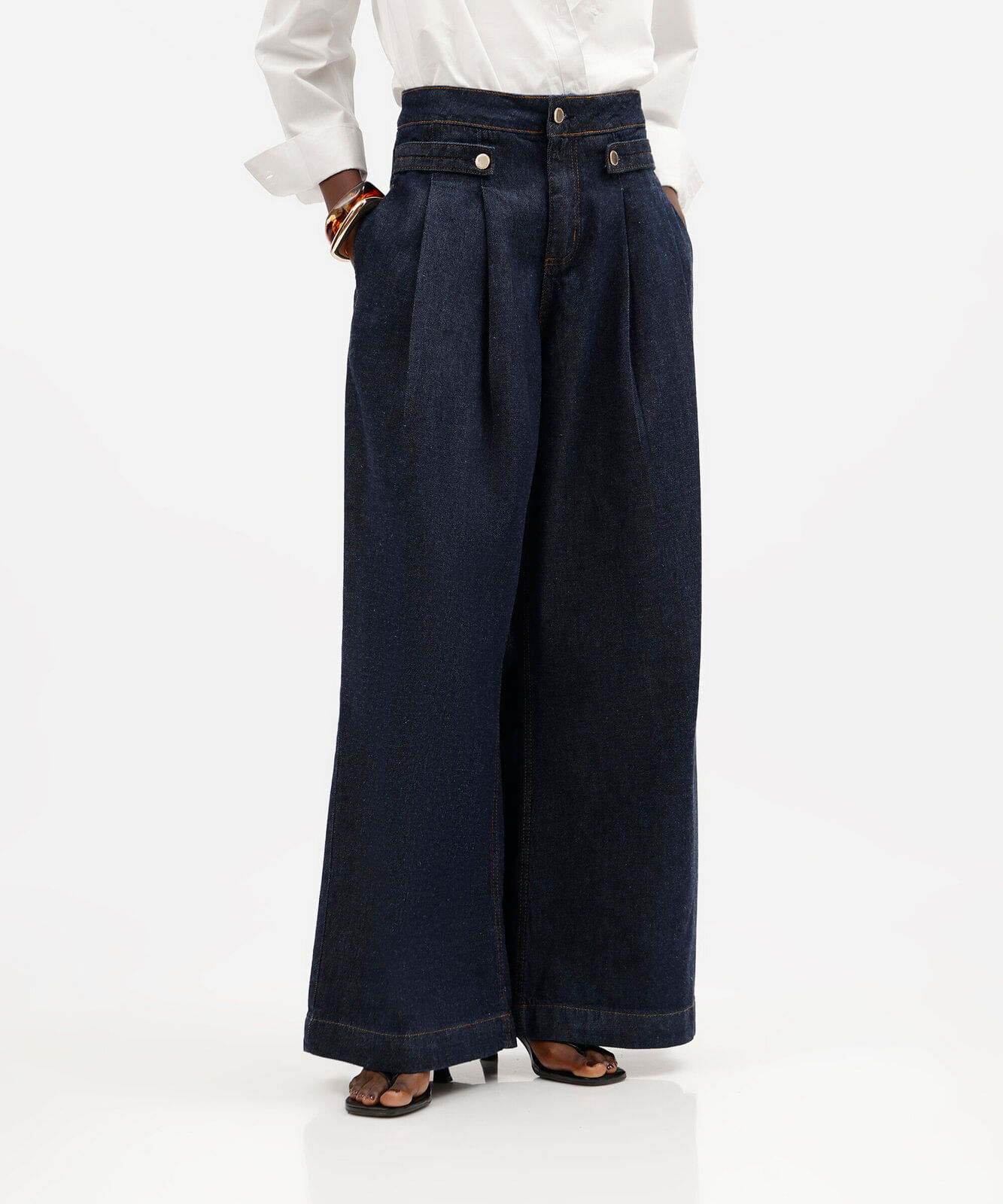 calça pantalona feminina jeans com pregas cintura alta azul