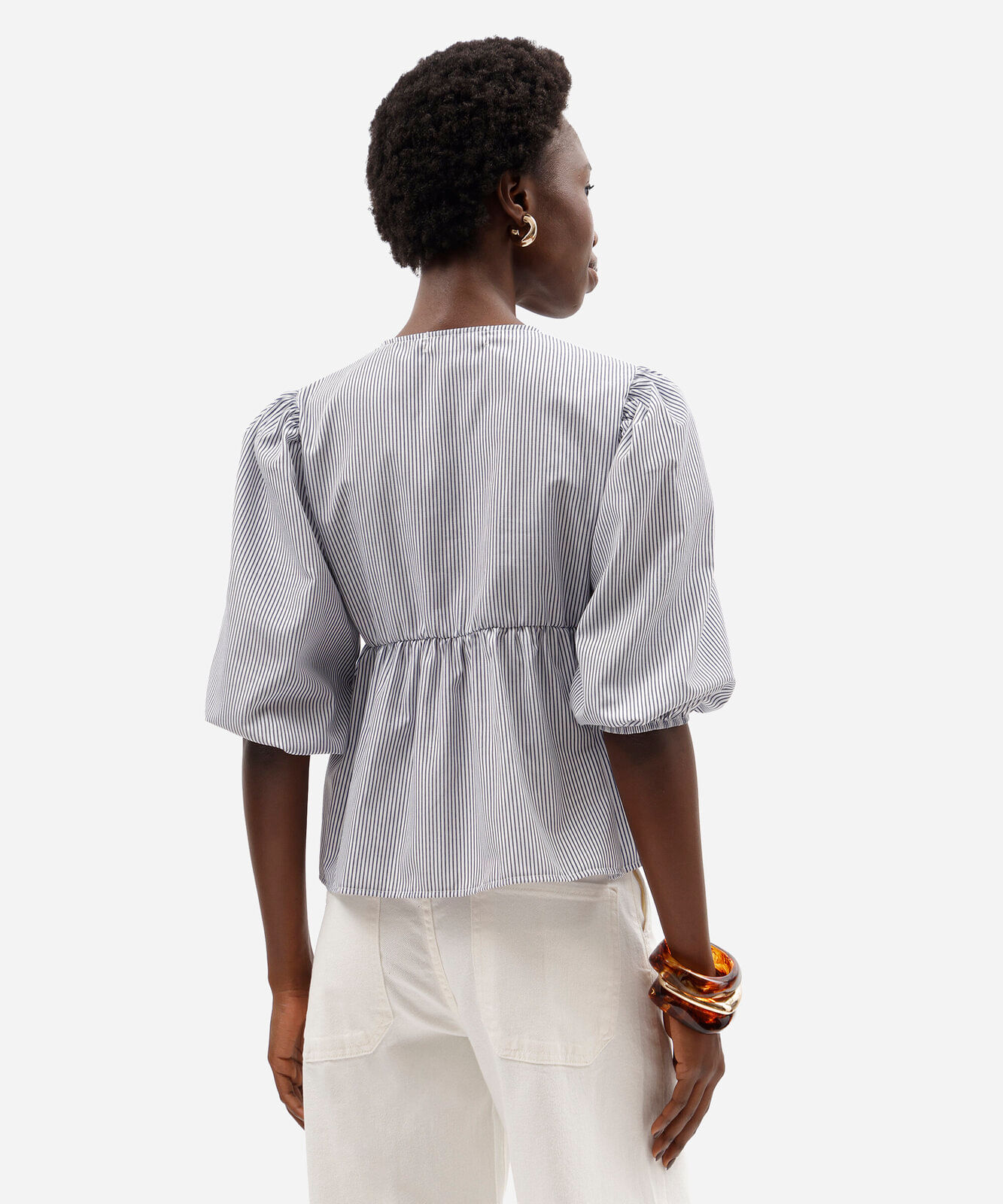 blusa feminina manga bufante bordada com amarração listrada off white