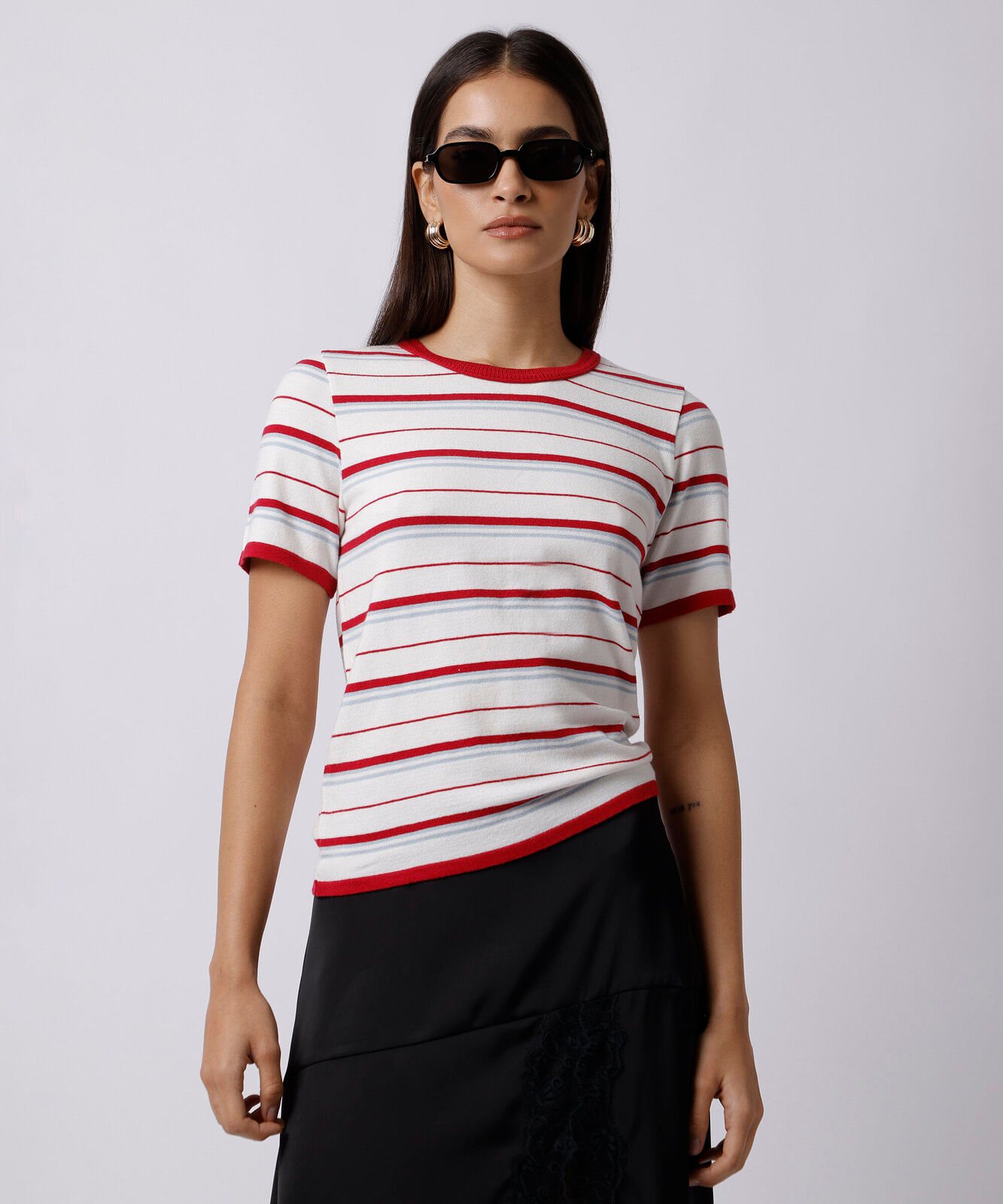 camiseta feminina de tricot manga curta listrada mindset off white