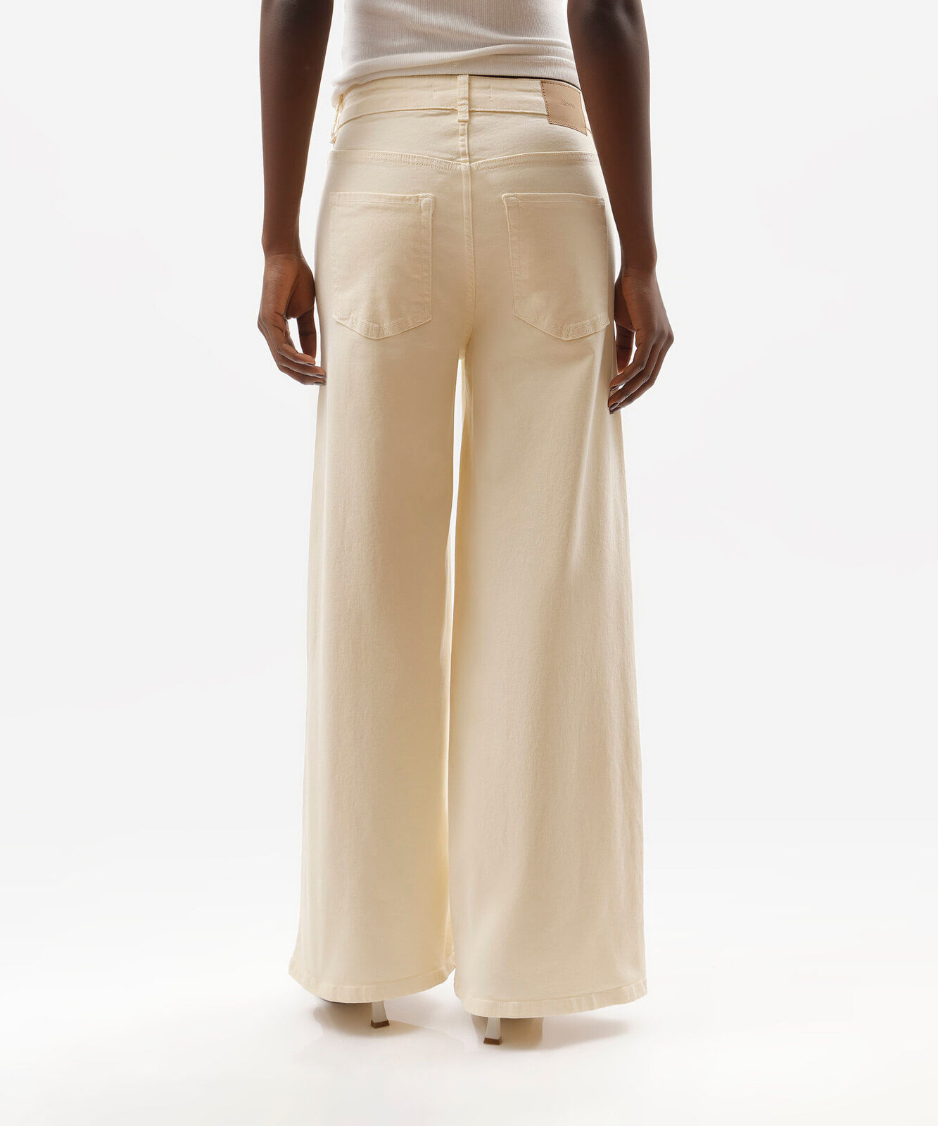 calça wide leg petit feminina de sarja cintura alta amarela