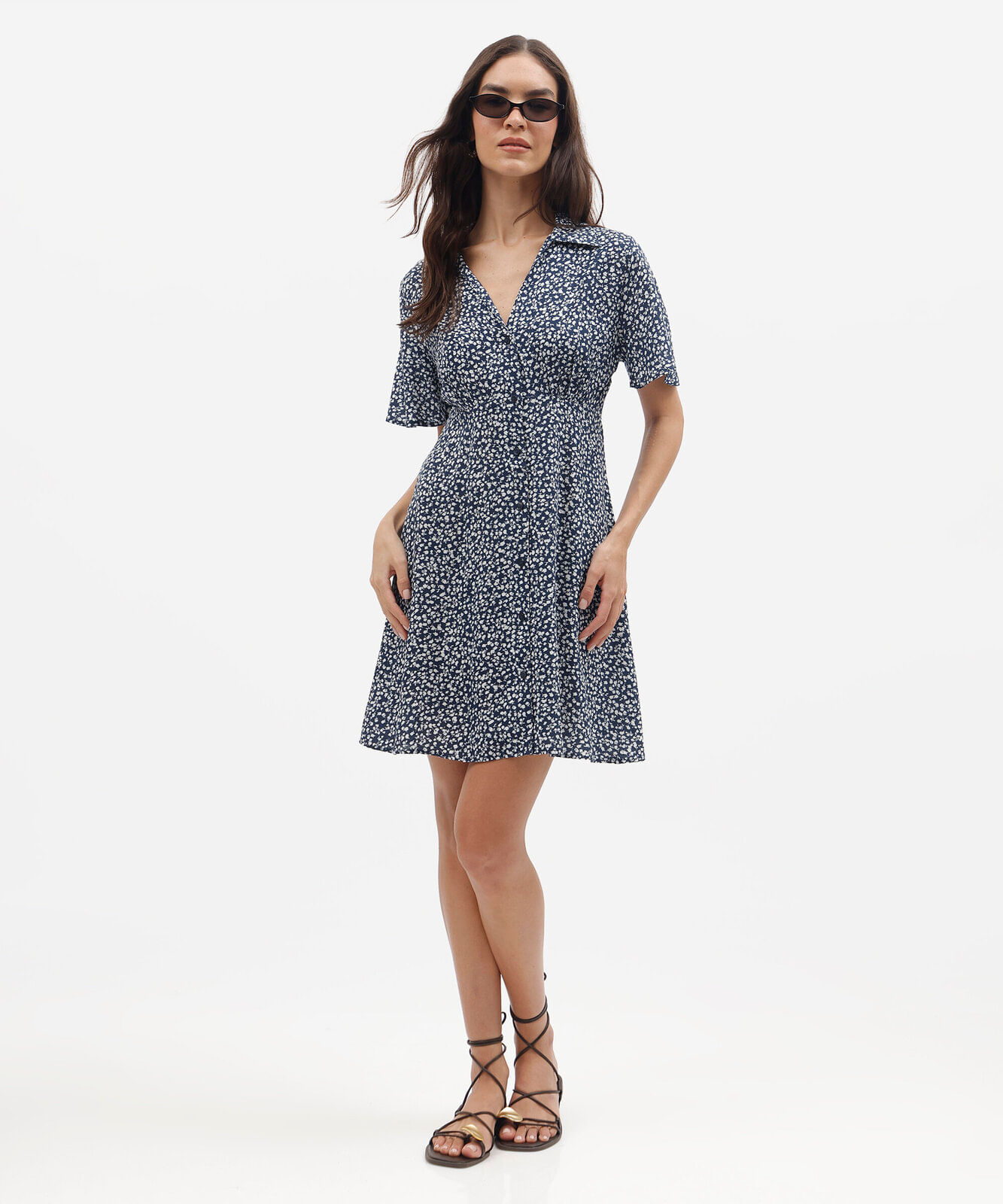 vestido curto feminino de viscose floral azul