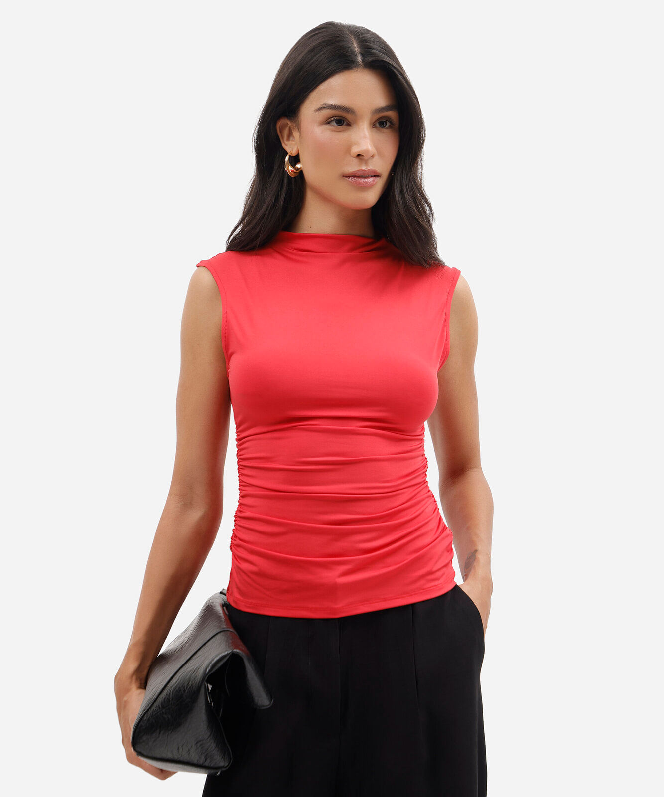 blusa feminina gola alta franzida vermelha