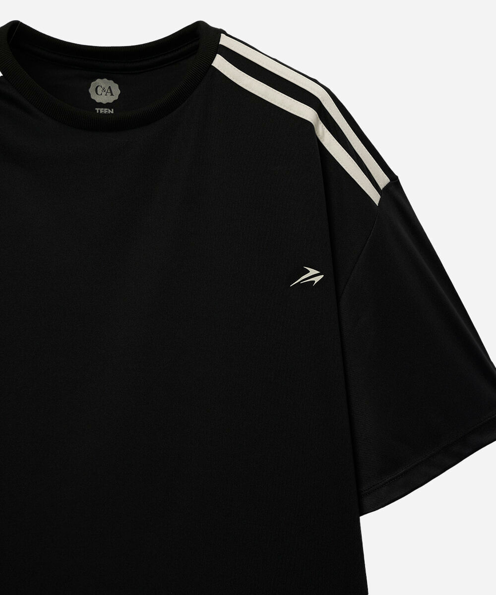 camiseta juvenil esportiva manga curta com listras preta