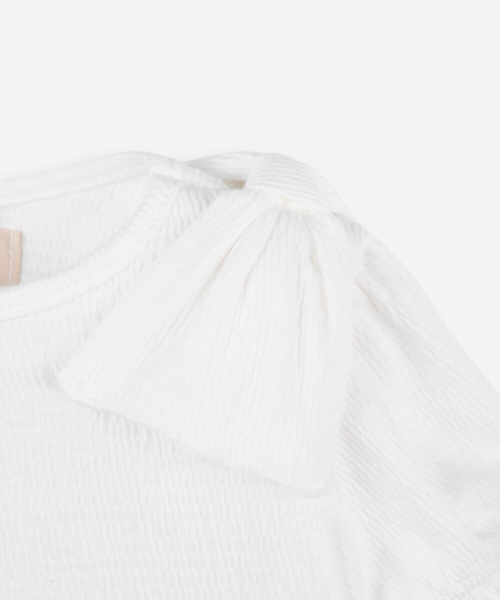 blusa infantil com algodão e laço manga curta texturizada off white