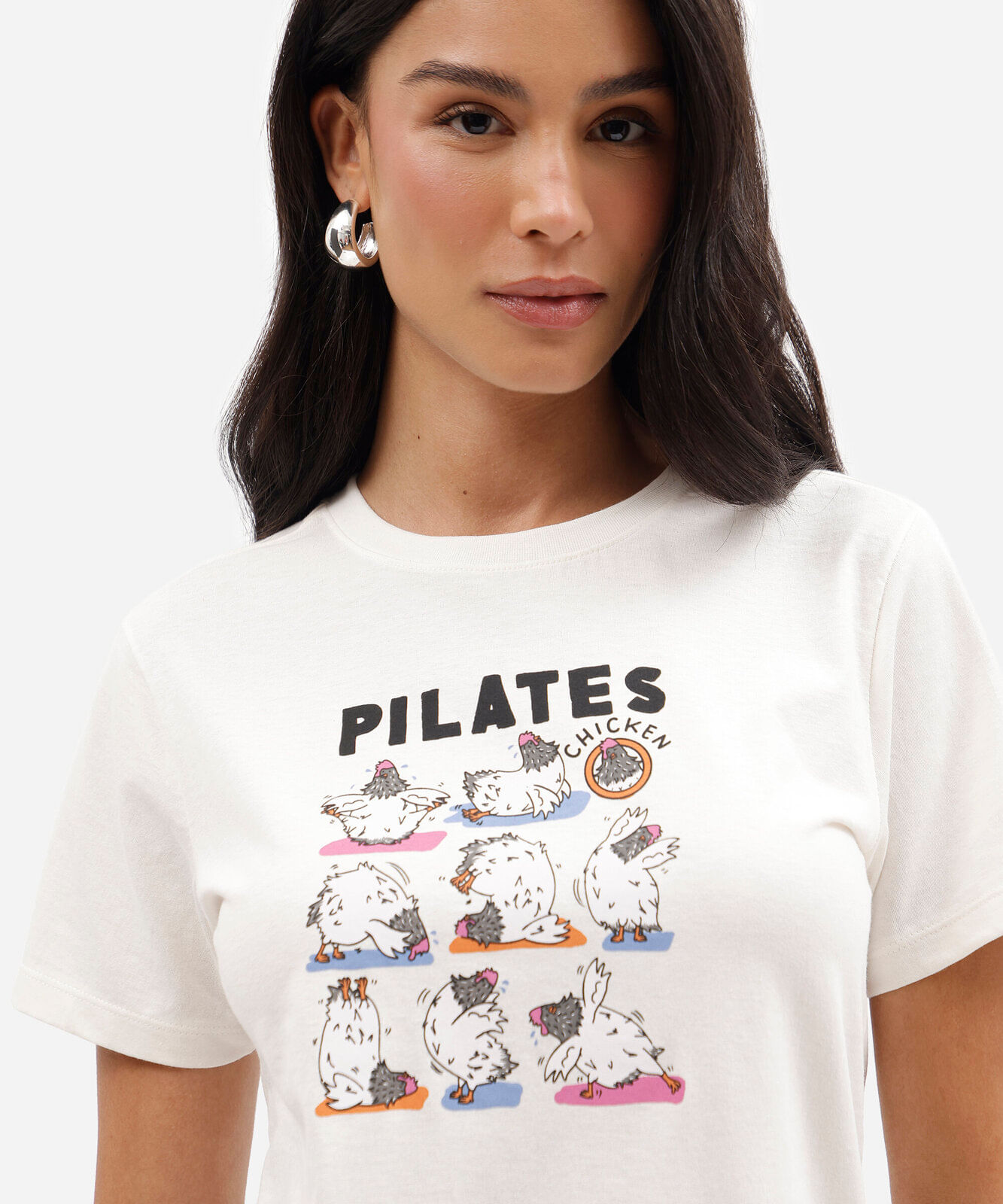 camiseta feminina de algodão manga curta estampada básica off white