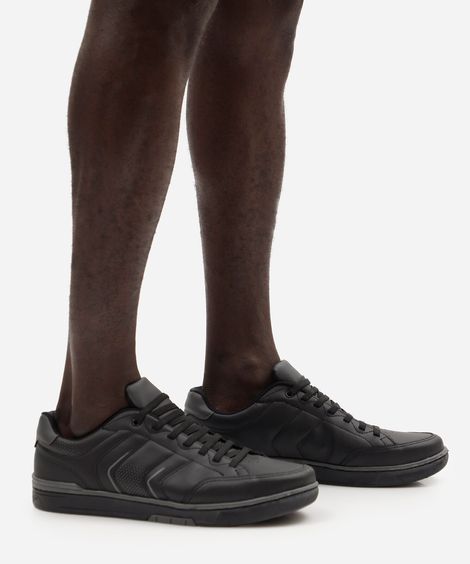 sapatênis masculino com recortes preto