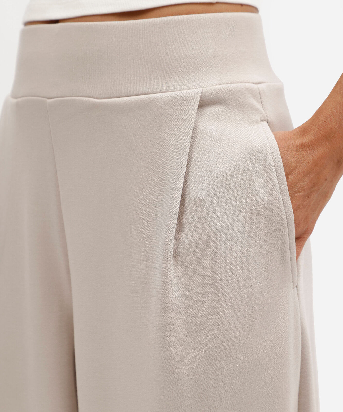 calça balloon feminina com viscose e pregas scuba básica cinza claro