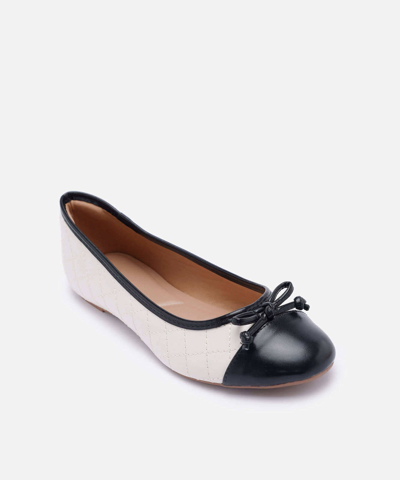 sapatilha feminina bico redondo com laço bicolor off white