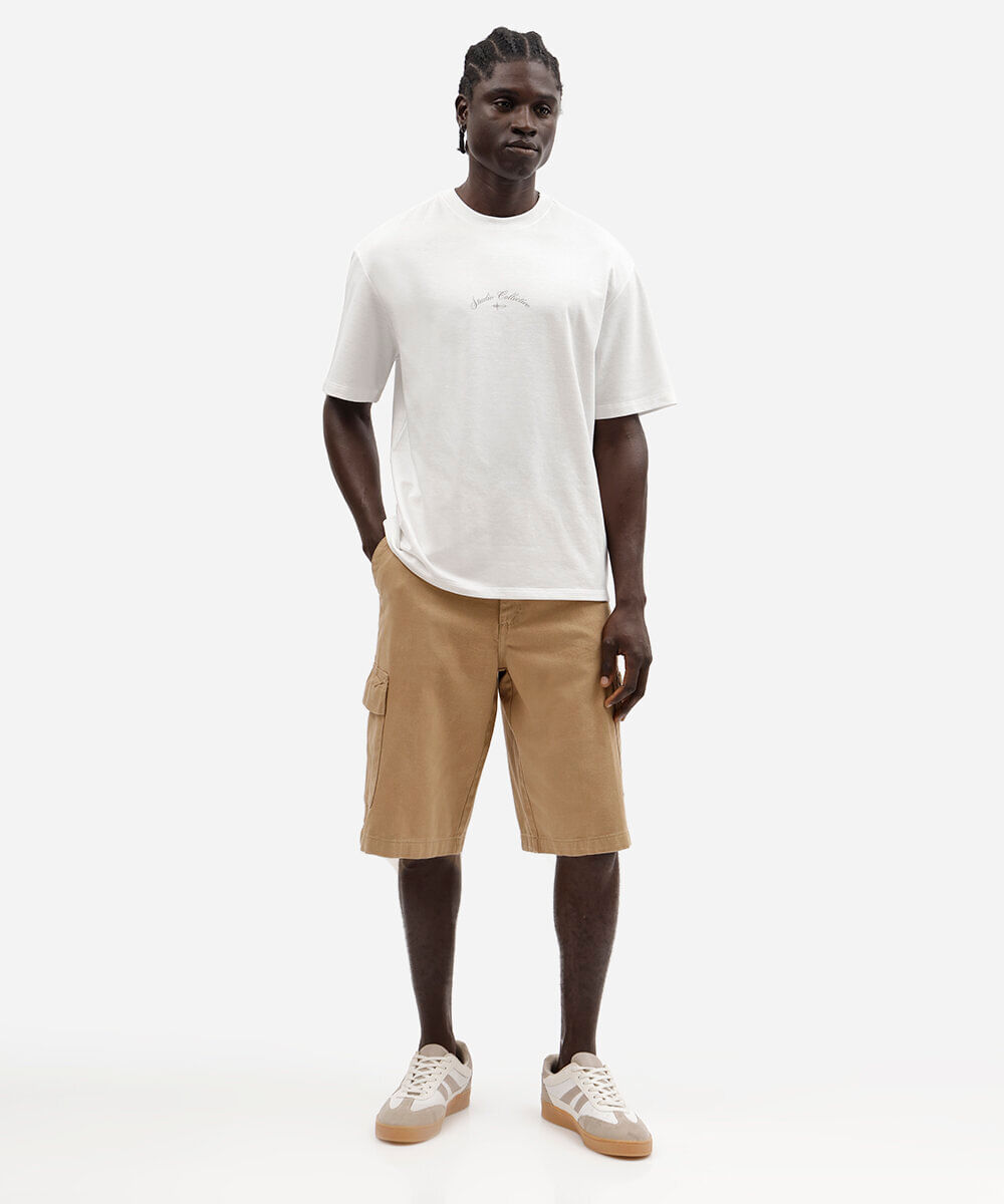 camiseta  masculina com algodão manga curta bordada off white