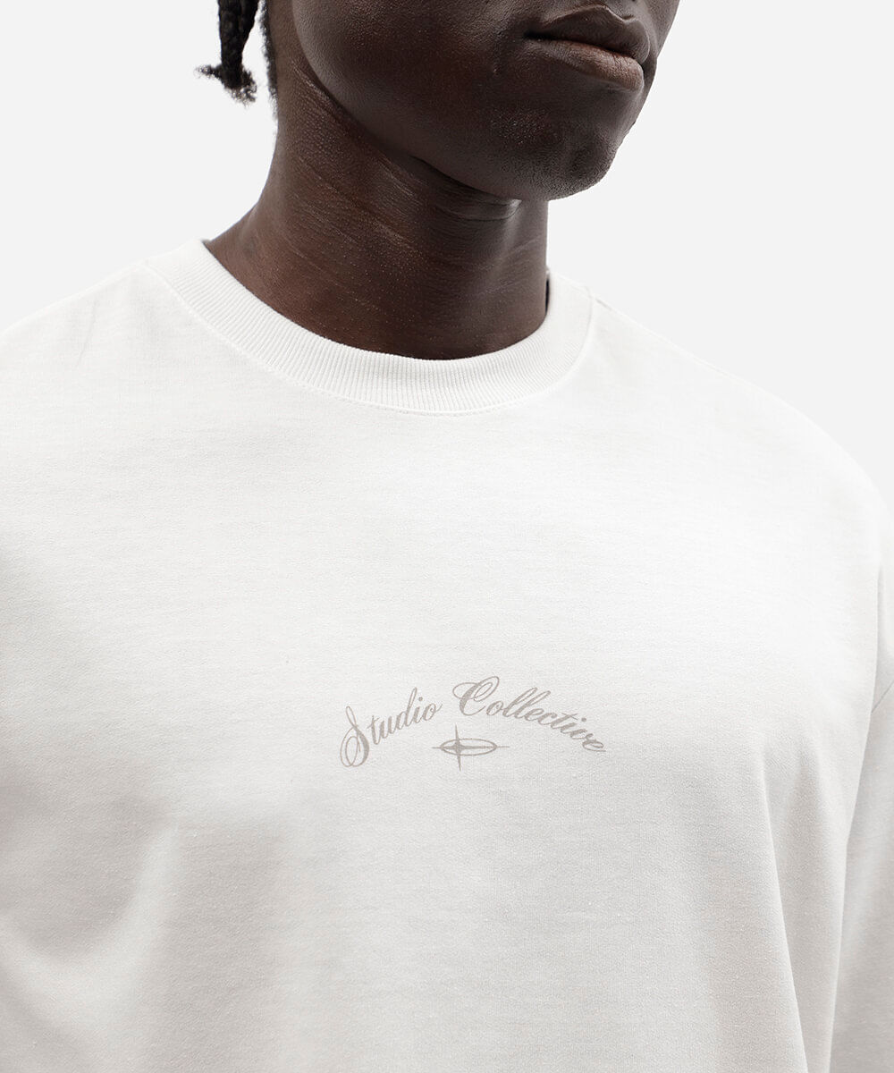 camiseta  masculina com algodão manga curta bordada off white