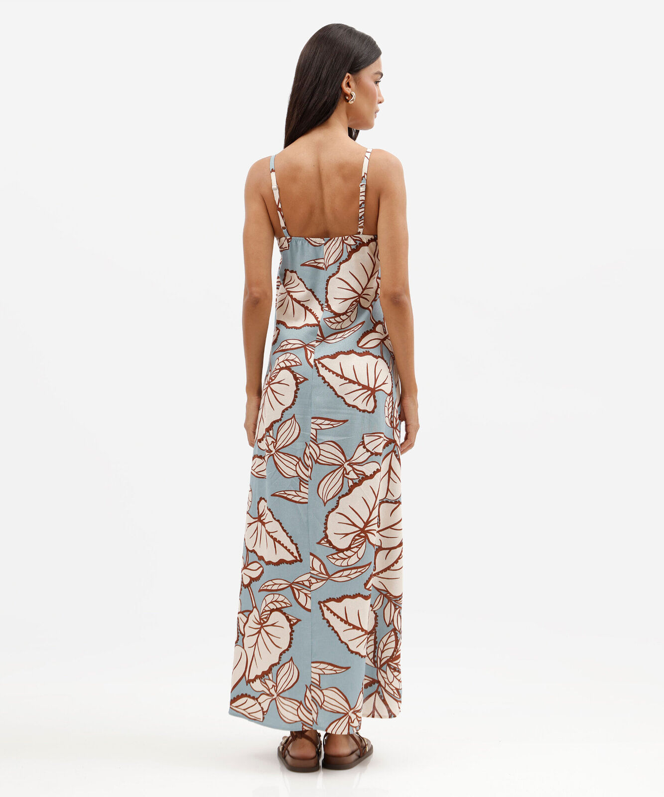 vestido longo feminino com linho e fenda folhagens azul