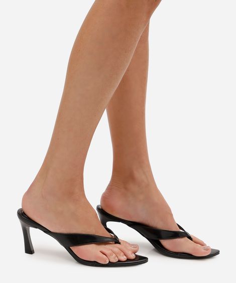 tamanco feminino bico fino salto alto preto