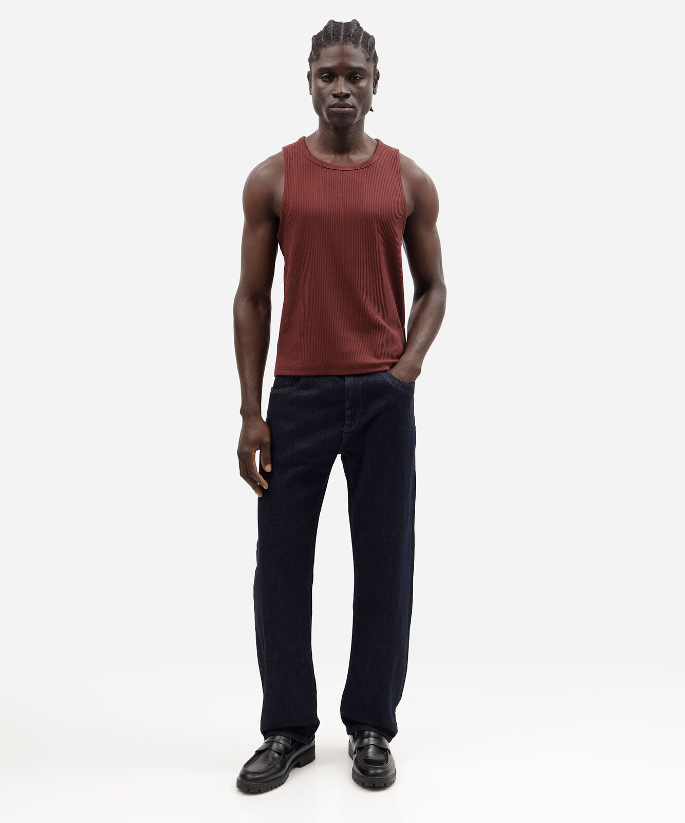 regata slim masculina de algodão canelada vinho