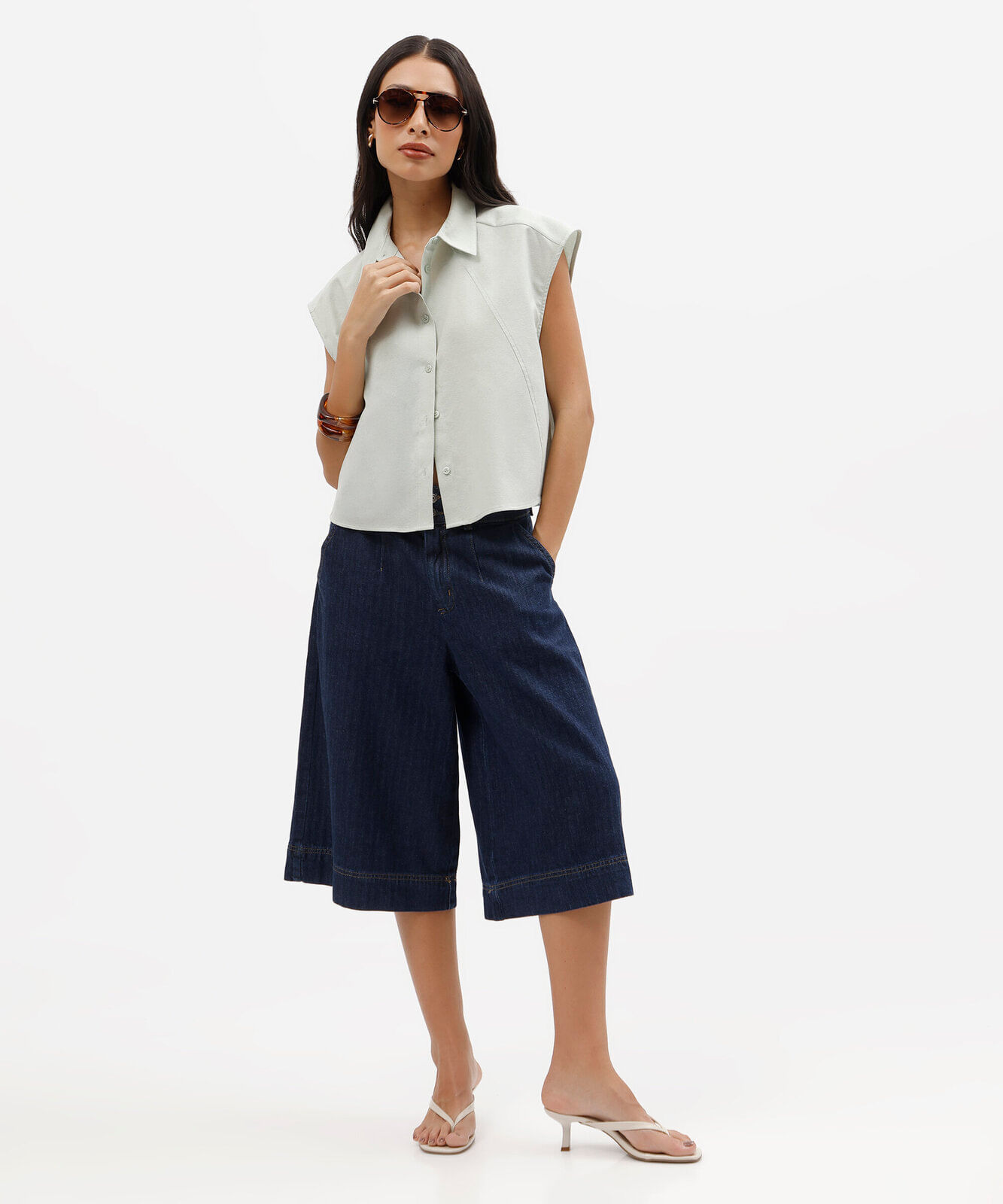 camisa feminina com algodão e recortes verde