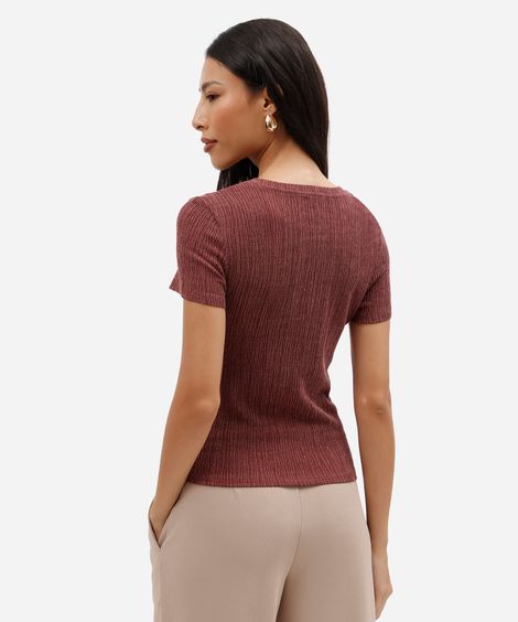 blusa básica baby look feminina manga curta texturizada vinho