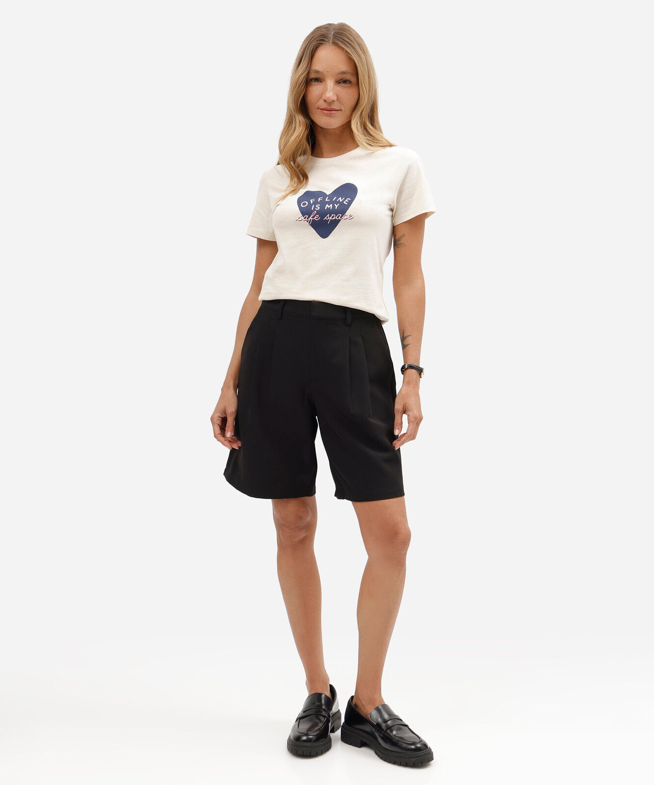 camiseta slim feminina de algodão manga curta estampada básica off white