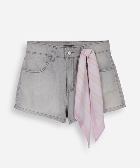 short juvenil jeans cintura alta com lenço cinza
