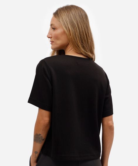 blusa feminina com viscose manga curta scuba básica preta