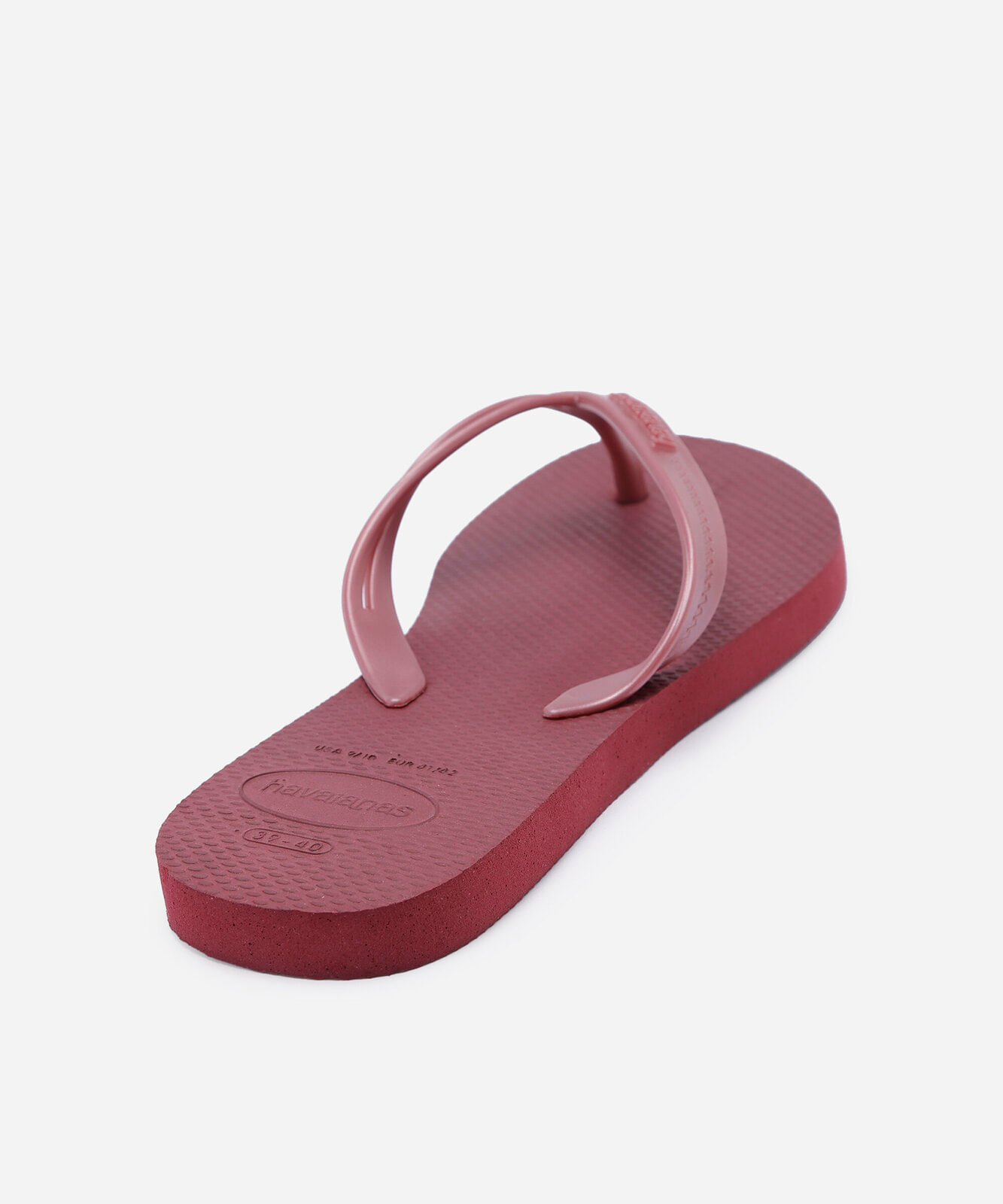 chinelo feminino havaianas com tiras trançadas em napa vinho