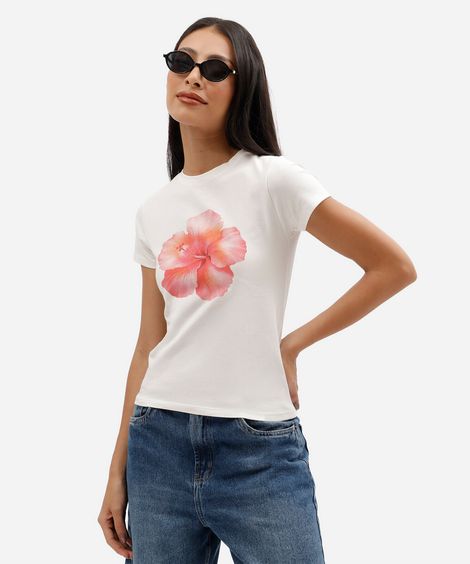 camiseta baby look básica feminina de algodão manga curta floral off white
