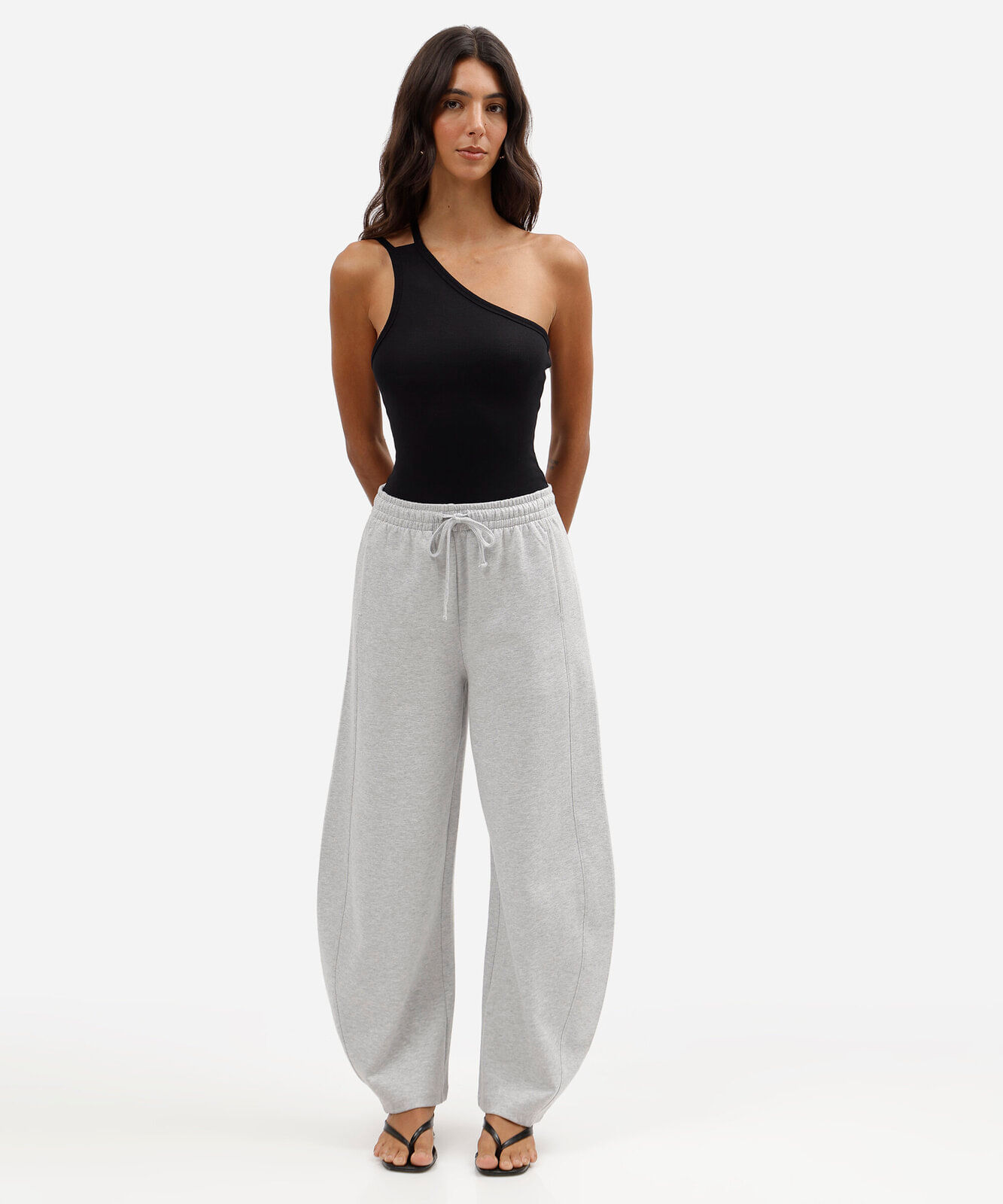 body ombro único feminino de canelada preto