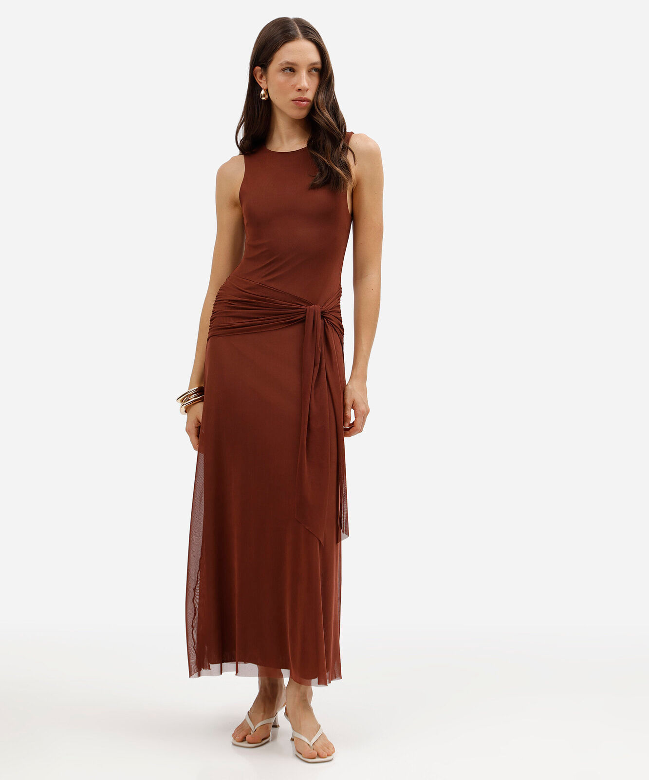 vestido longo feminino de tule com amarração marrom